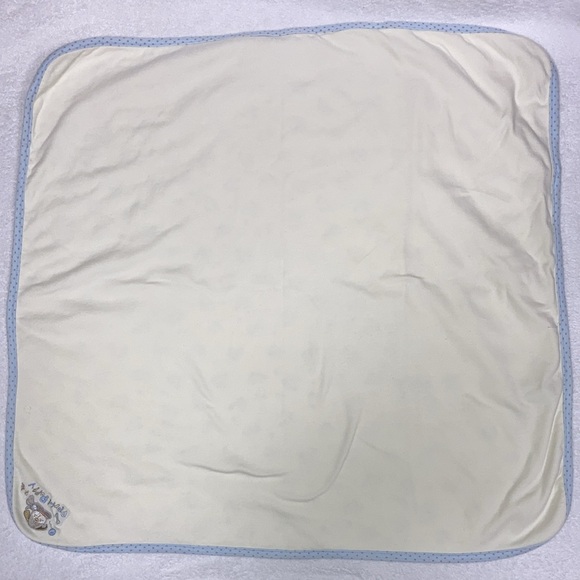 Playful puppy baby blanket ivory and light blue puppy print - Picture 5 of 6